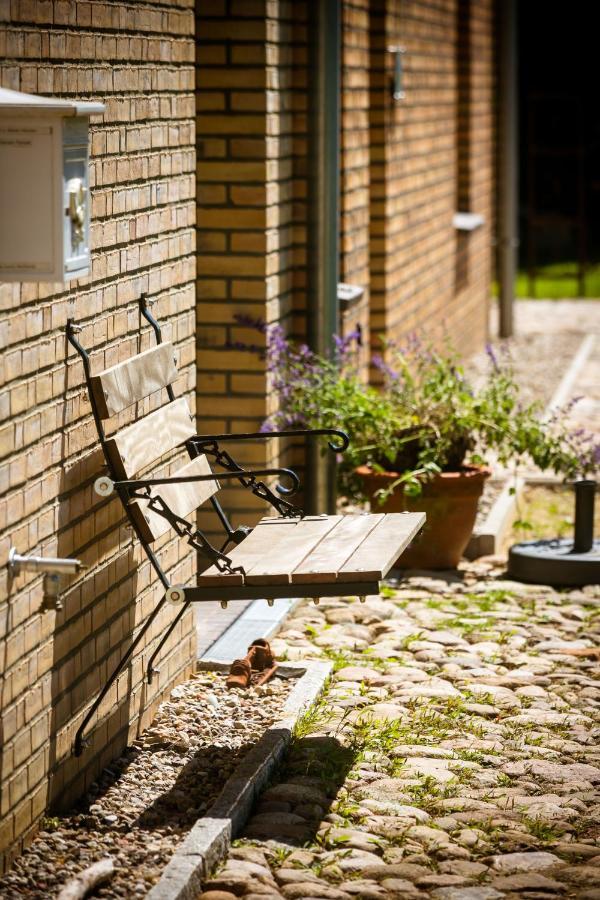 Ferienhof-Eiderdeich Wohnung Hertha Delve Exterior photo